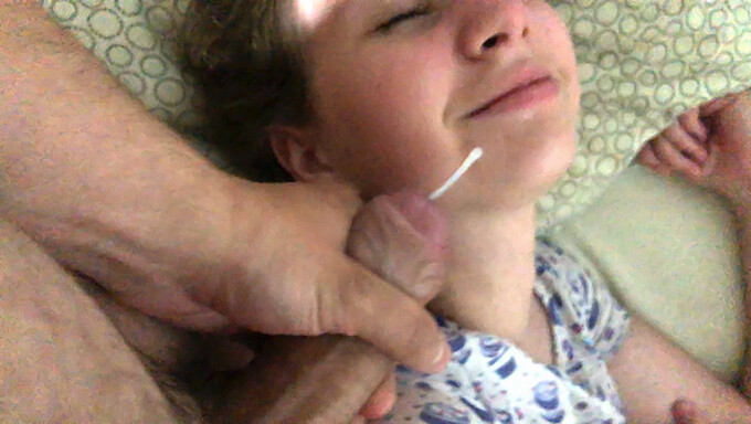 Amateur Stepsister Touches Dick In Hd Close-Up And Cumshot On Face