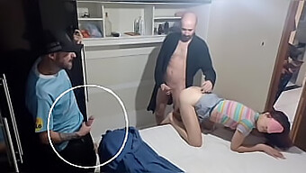 Amateur Couple'S Wild Threesome With Blindfolded Wife And Cuckold