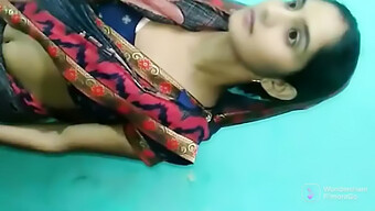 Bhabhi India Berbokong Besar Mengambil Kontol Besar Di Vaginanya