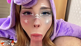 Branlette Et Éjaculation D'Une Adolescente À Gros Cul Dans Un Cosplay Pov Licorne