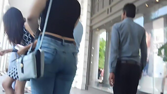 Vídeo Hd De Uma Garota Indiana De Jeans Apertados