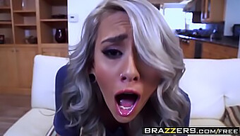 La Estrella Porno Tetona Janice Griffith Recibe Una Paja Y Una Paja Con Los Pies