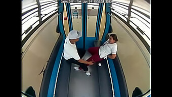 Full Video Of Public Gay Couple In Ecuador