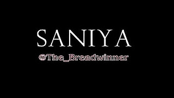 Saniya Kitty'S Blote Twerken En Klaarkomen