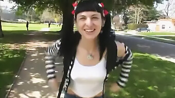 Aksi Hardcore Bailey Jay