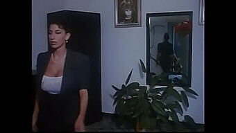 I Migliori Momenti Di Sborrata E Facciale Di Nikita In Questo Film Porno Completo